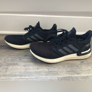 Adidas Ultra Boost Sneakers